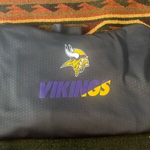 Vikings sweat shirt